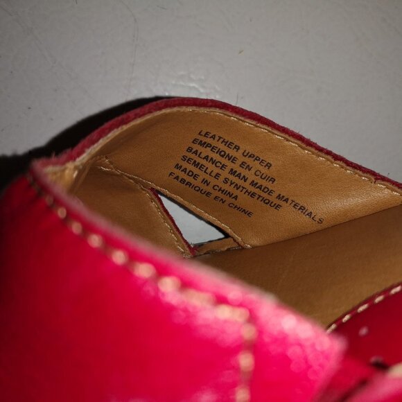 B.O.C. Born Concept Ladies Size 8 Red Leather Upper Wedge Sandals - Picture 6 of 7